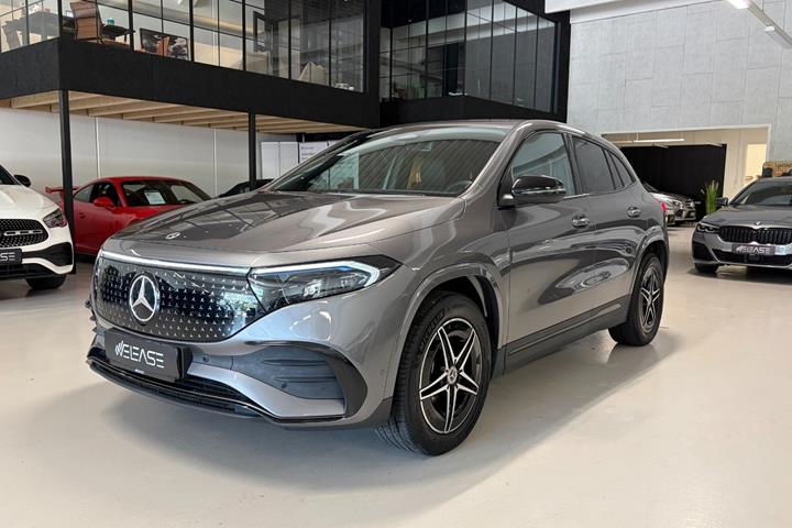 Grå Mercedes EQA250+ fra 2025 set udefra