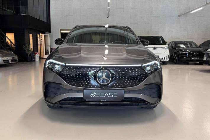 Grå Mercedes EQA250+ fra 2025