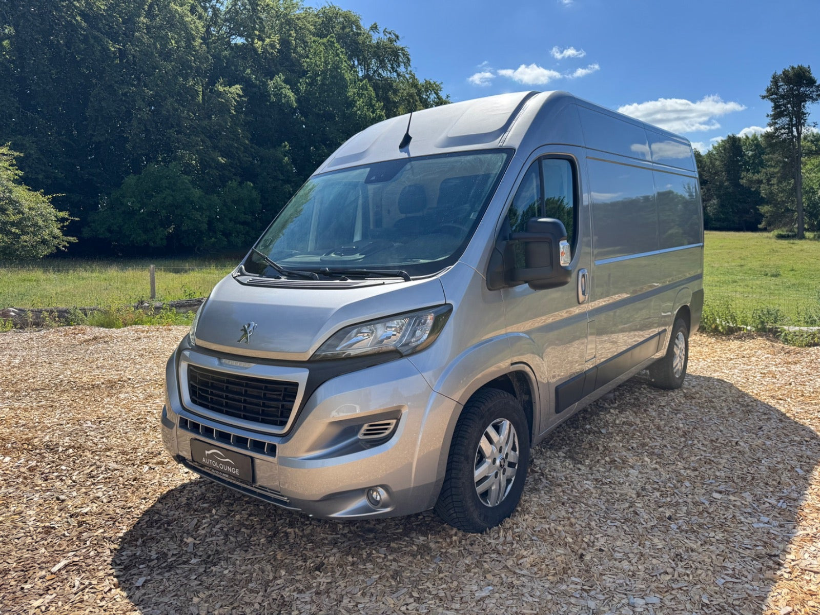 Sølv Peugeot Boxer 333 fra 2021
