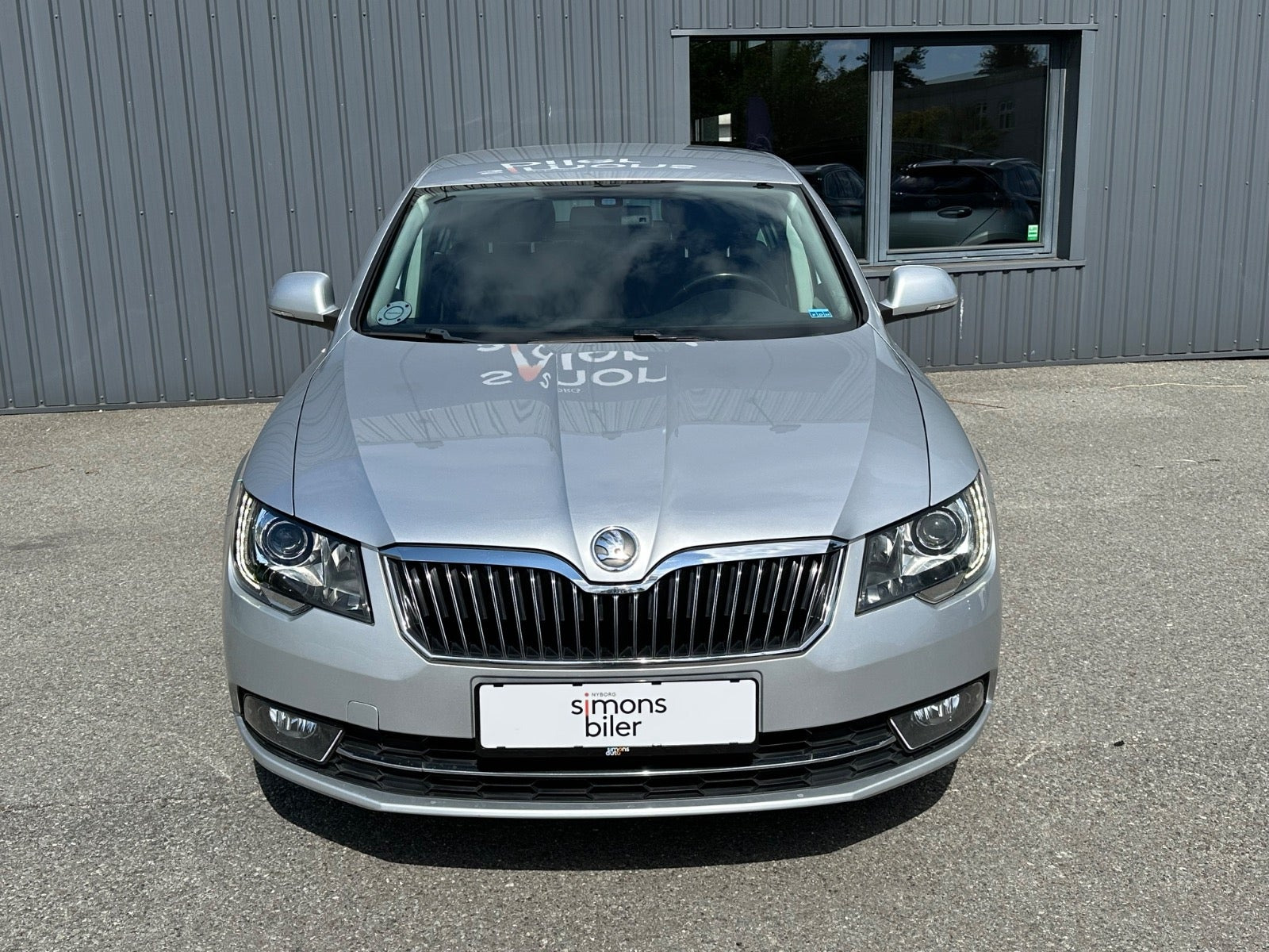 Sølv Skoda Superb fra 2014