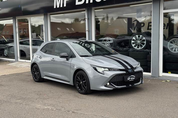 Grå Toyota Corolla fra 2019