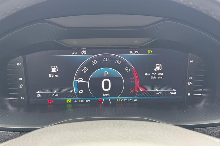 Sølv Skoda Karoq fra 2019