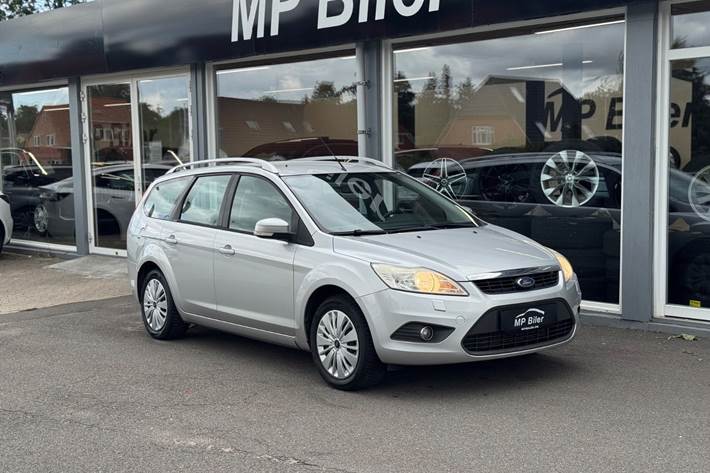 Sølv Ford Focus fra 2010