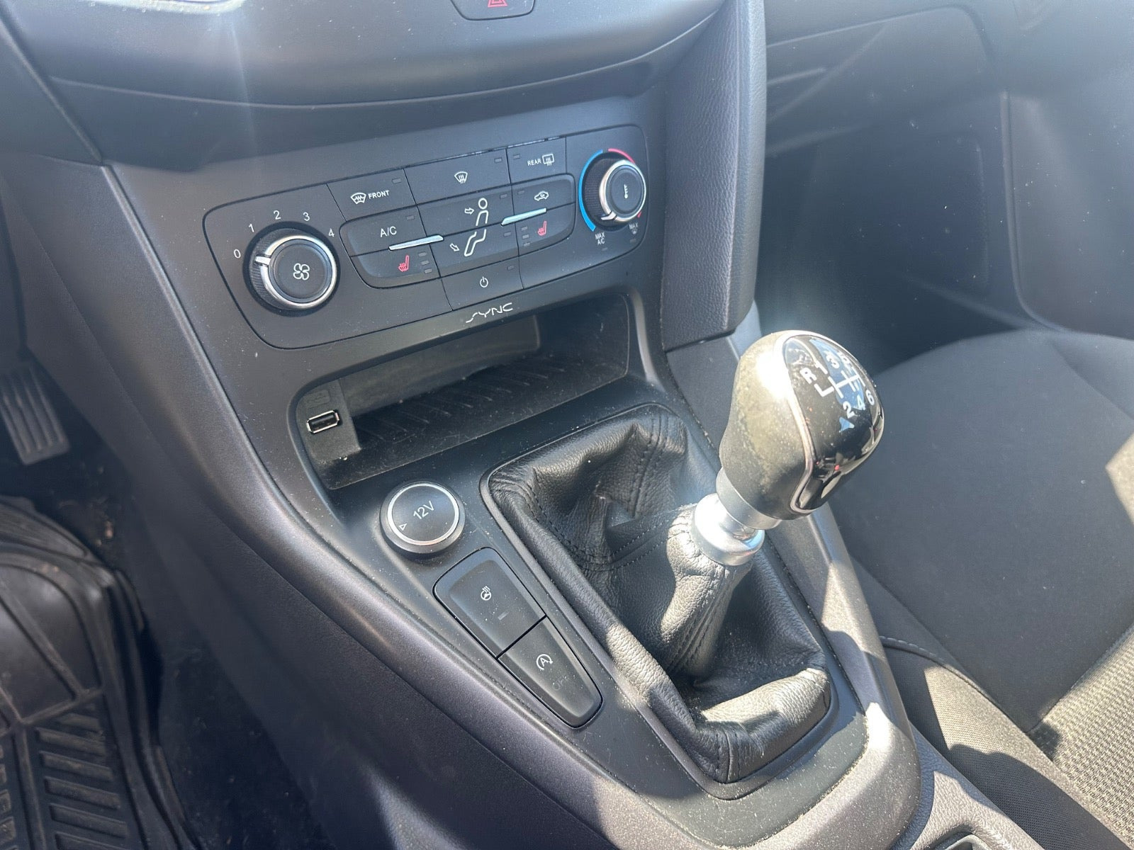 Bronze Ford Focus fra 2015