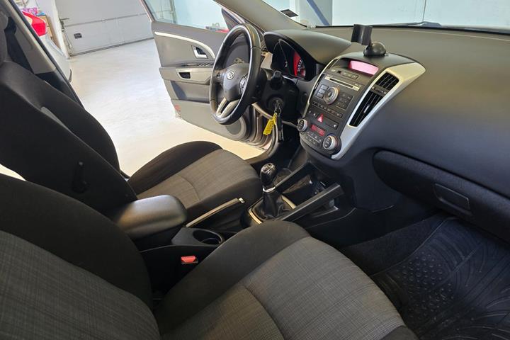 undefined Kia Ceed fra 2010