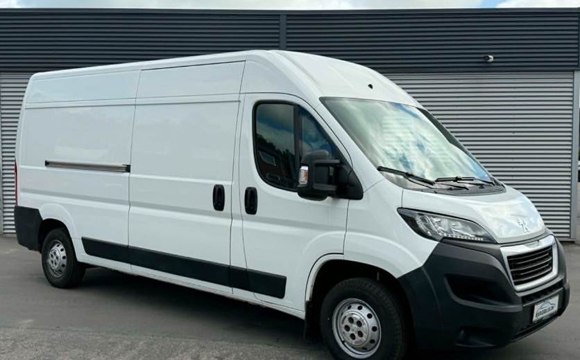 Peugeot Boxer 335 2,0 BlueHDi 163 L3H2 Premium