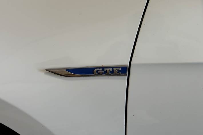 Hvid VW Golf VII fra 2018