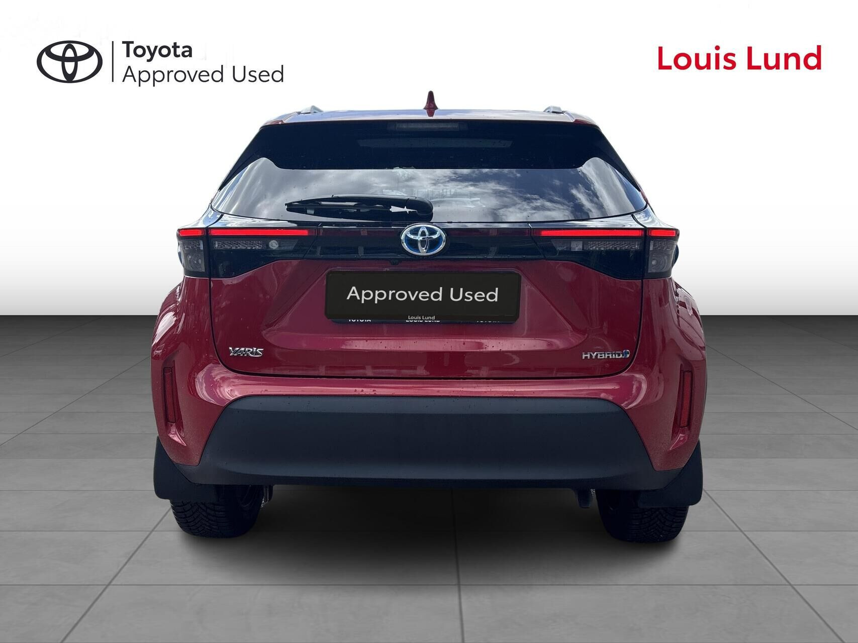 Rød Toyota Yaris Cross fra 2022