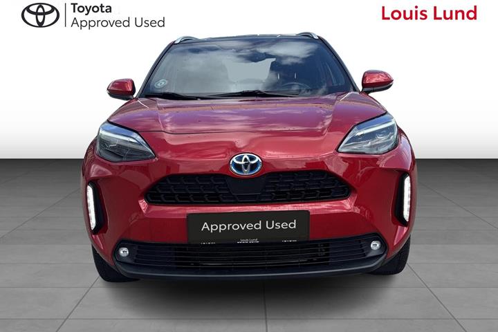 Rød Toyota Yaris Cross fra 2022