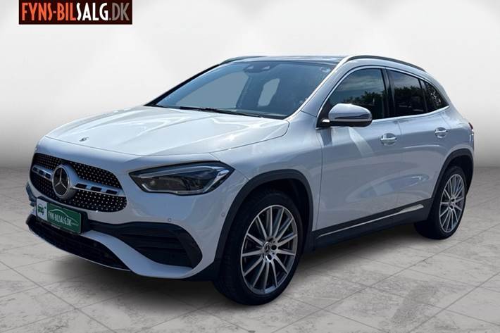 Hvid Mercedes GLA250 e fra 2022