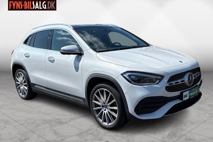 Hvid Mercedes GLA250 e fra 2022