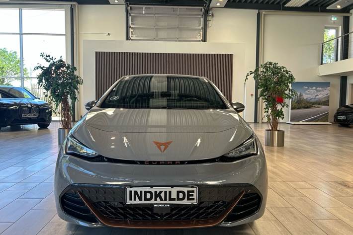 Grå Cupra Born fra 2022