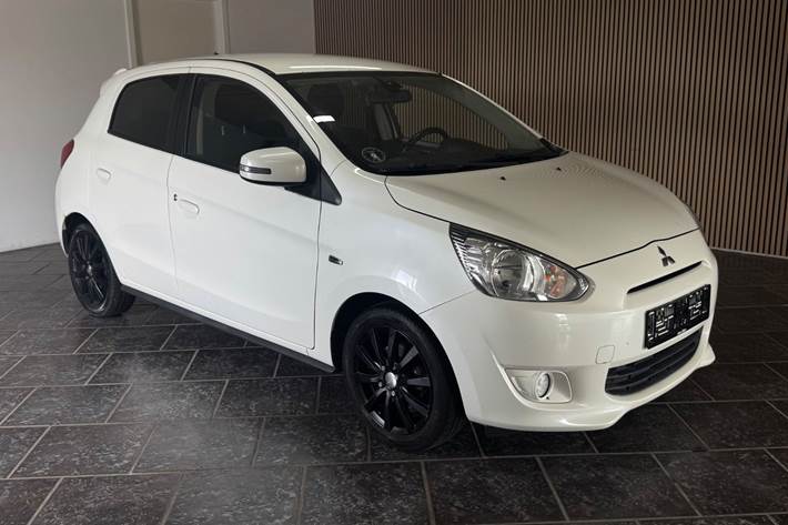 undefined Mitsubishi Space Star fra 2015