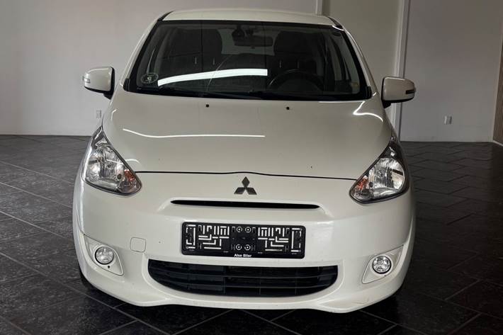 undefined Mitsubishi Space Star fra 2015