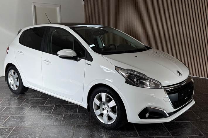 Hvid Peugeot 208 fra 2019