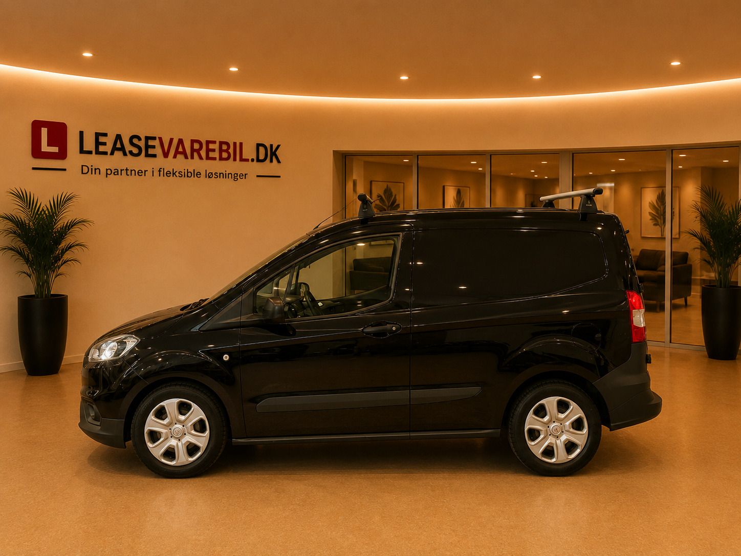 Sort Ford Transit Courier fra 2022