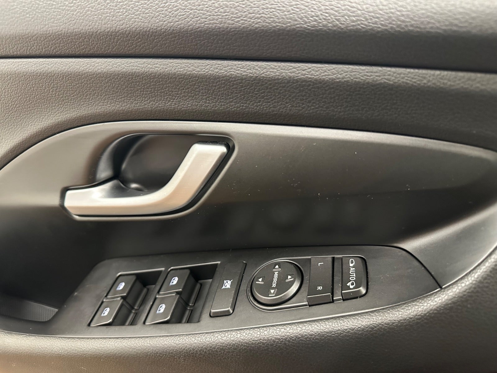 Bronze Hyundai i30 fra 2017