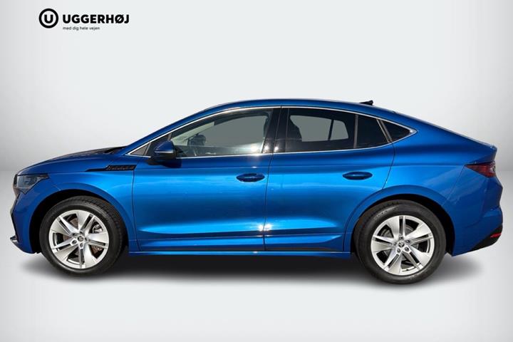 Blå Skoda Enyaq fra 2024