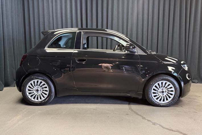 Sort Fiat 500e fra 2023