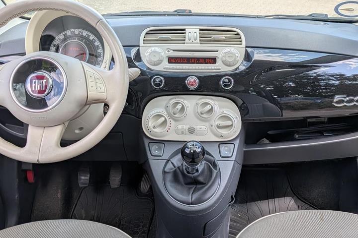 Sort Fiat 500 fra 2012