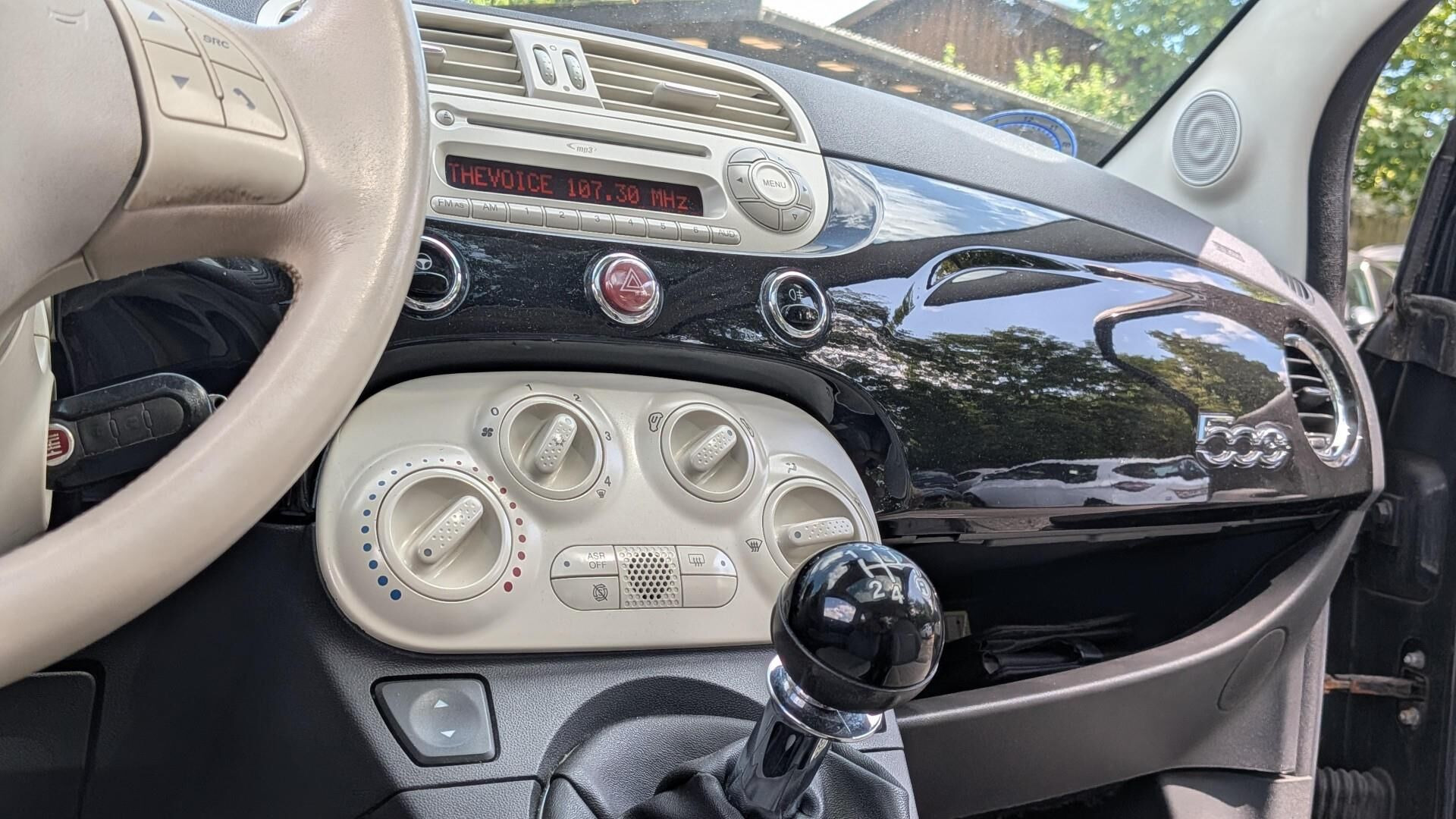 Sort Fiat 500 fra 2012