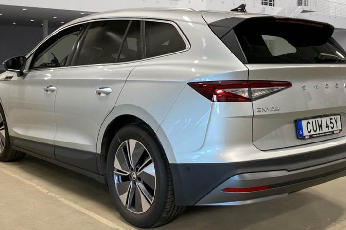 Sølv Skoda Enyaq fra 2022