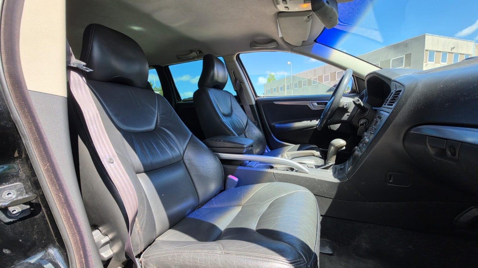 undefined Volvo XC70 fra 2002 set indefra