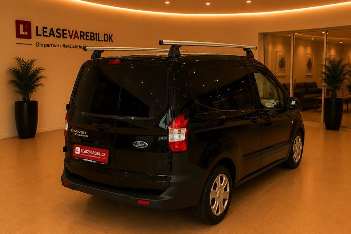 Sort Ford Transit Courier fra 2022
