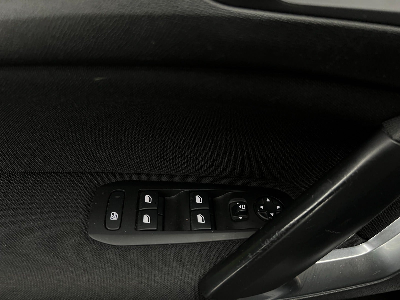 undefined Peugeot 308 fra 2015