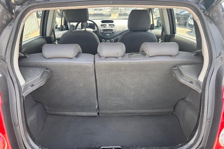 Sort Chevrolet Spark fra 2014