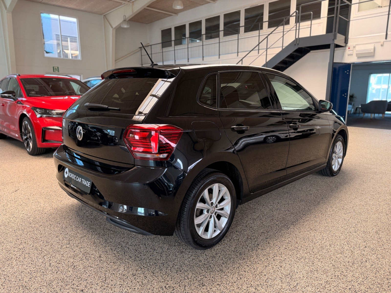Sort VW Polo fra 2020
