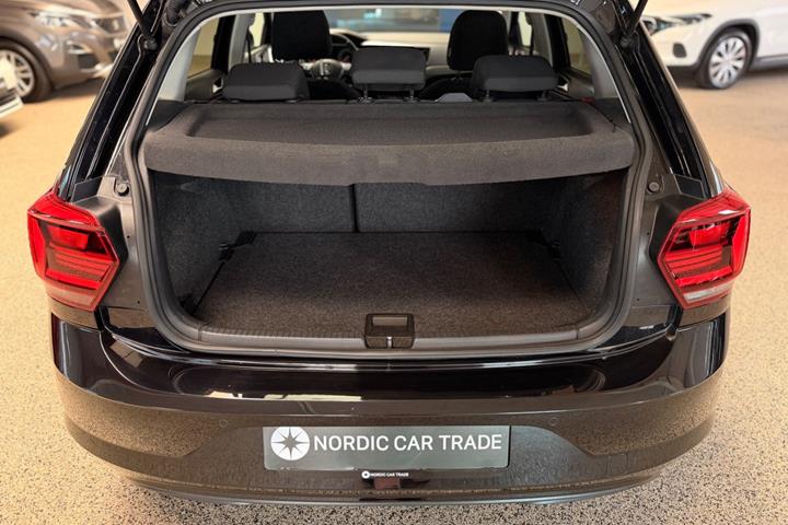 Sort VW Polo fra 2020