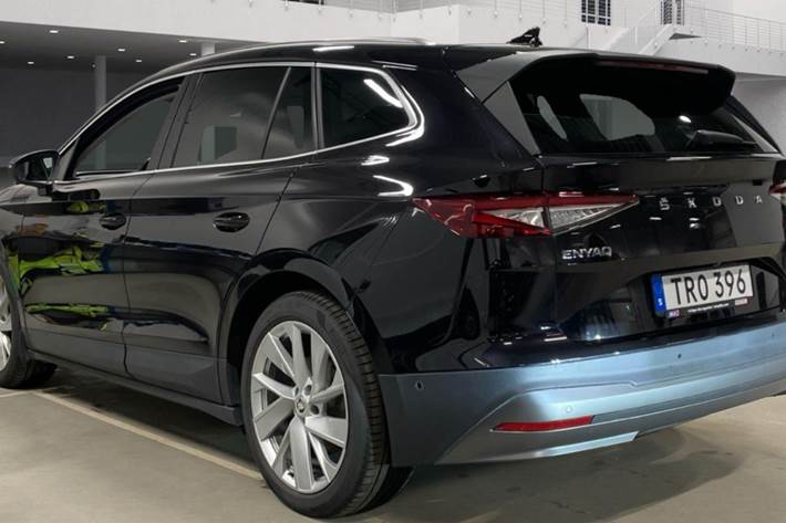 Sort Skoda Enyaq fra 2022