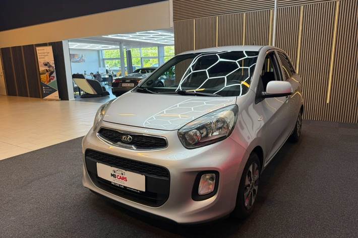 Sølv Kia Picanto fra 2016