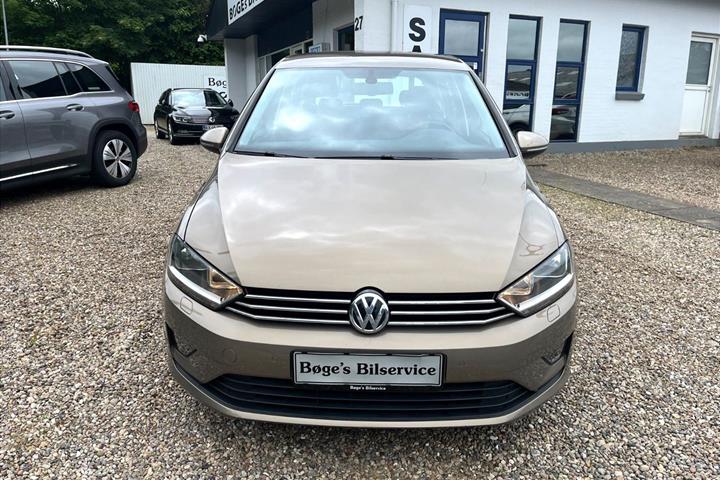 Brun VW Golf Sportsvan fra 2016