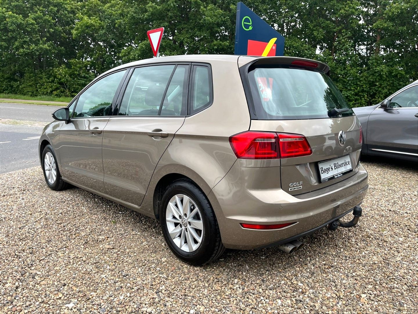 Brun VW Golf Sportsvan fra 2016