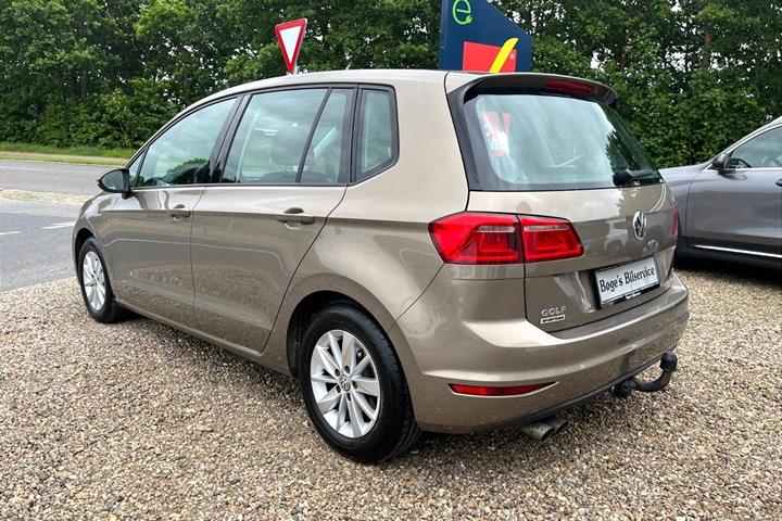 Brun VW Golf Sportsvan fra 2016