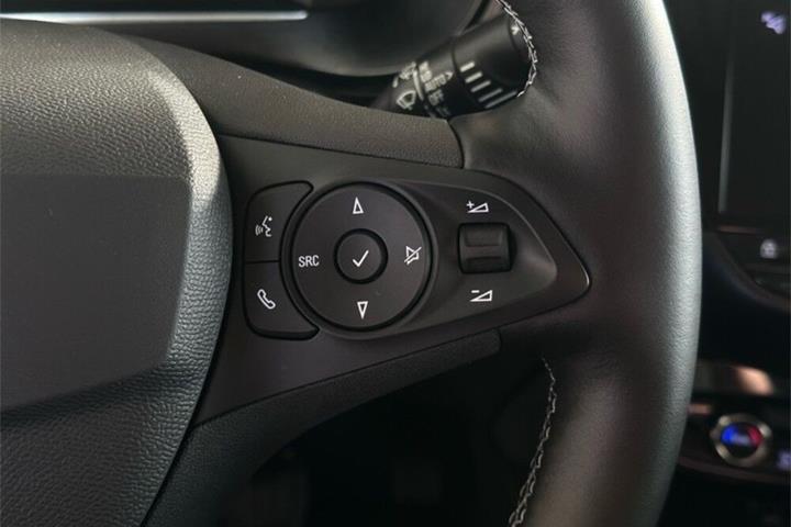 Sort Opel Corsa-e fra 2023