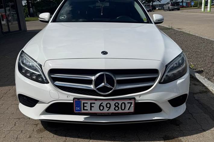 undefined Mercedes 220 D fra 2020