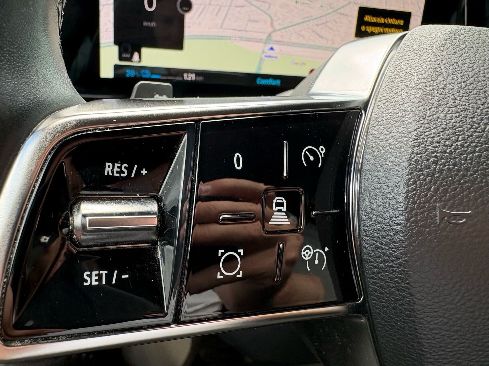 Grå Renault Mégane fra 2022