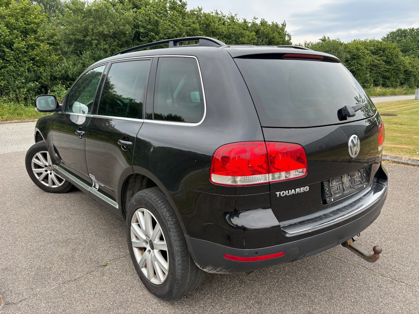 Gul VW Touareg fra 2006