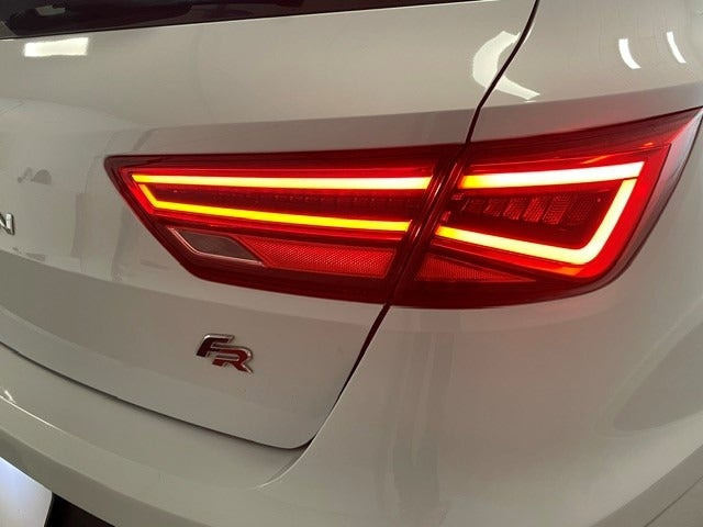 Hvid Seat Leon fra 2020