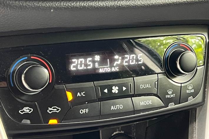 Sort Suzuki S-Cross fra 2019
