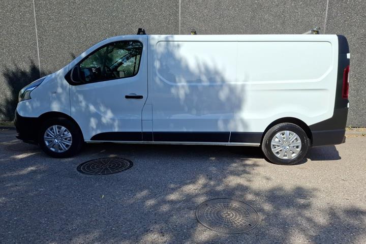 Hvid Renault Trafic T29 fra 2018