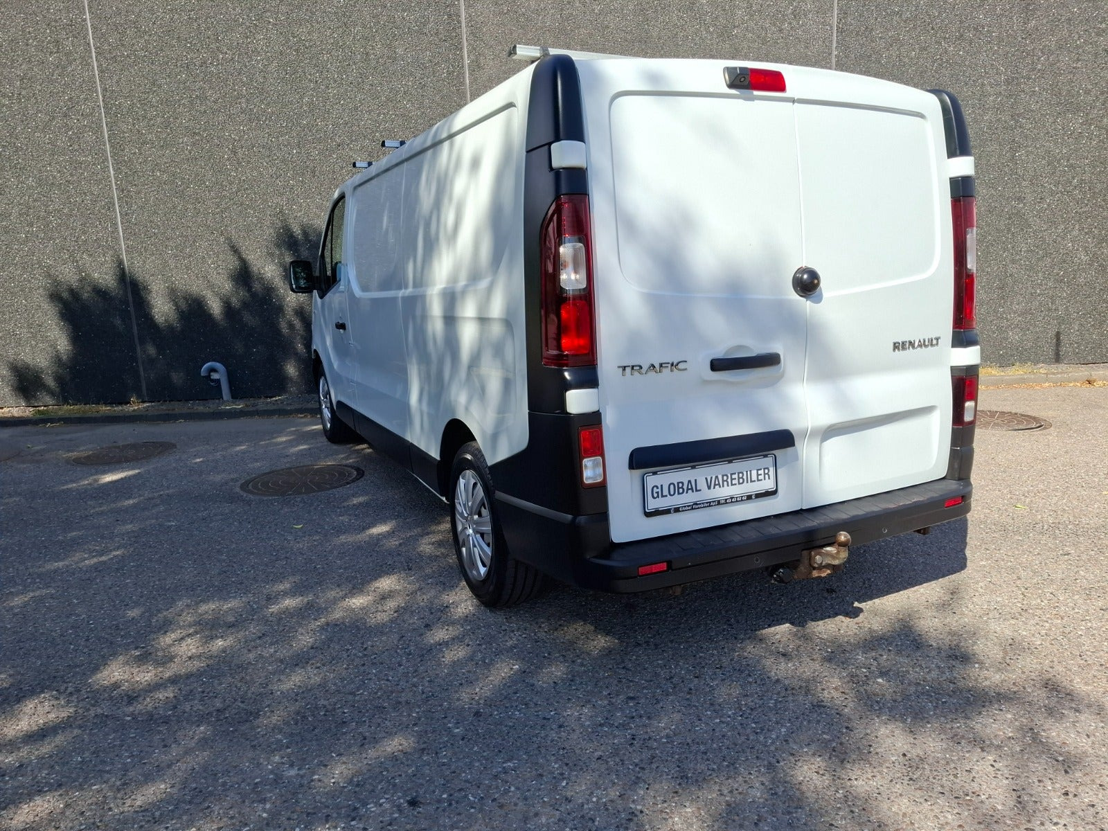 Hvid Renault Trafic T29 fra 2018