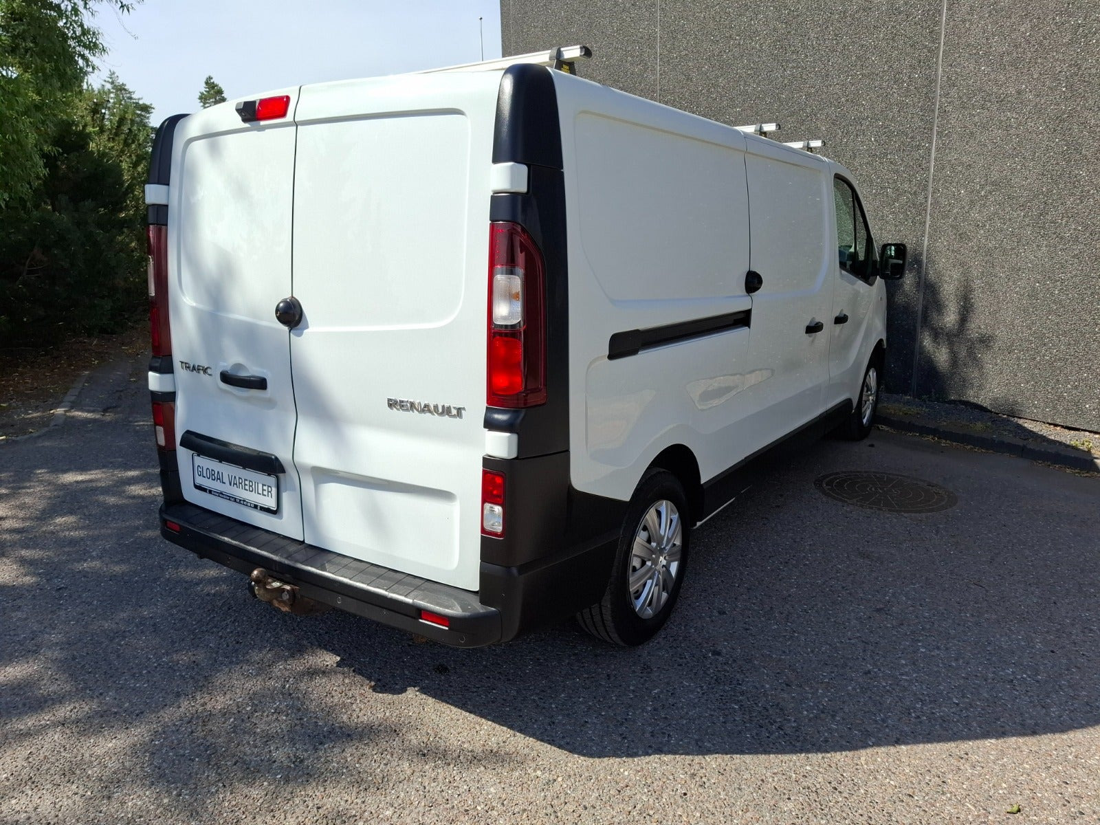 Hvid Renault Trafic T29 fra 2018