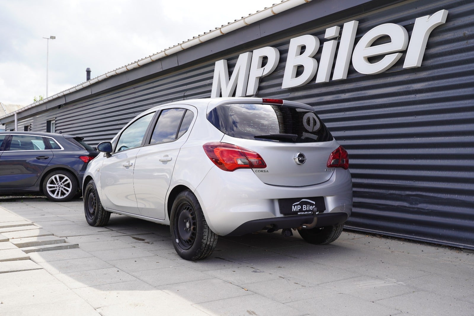 Sølv Opel Corsa fra 2018