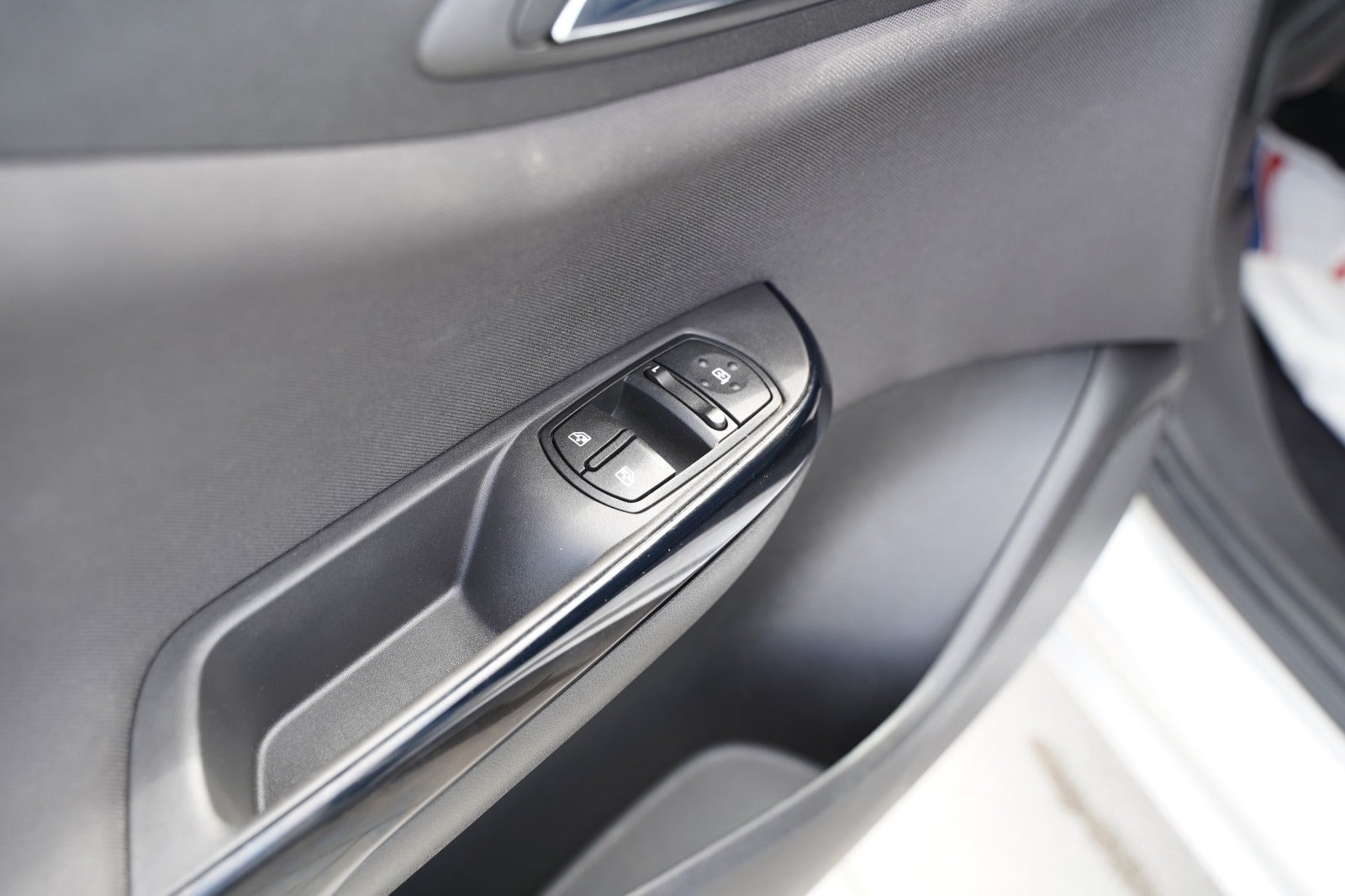Sølv Opel Corsa fra 2018