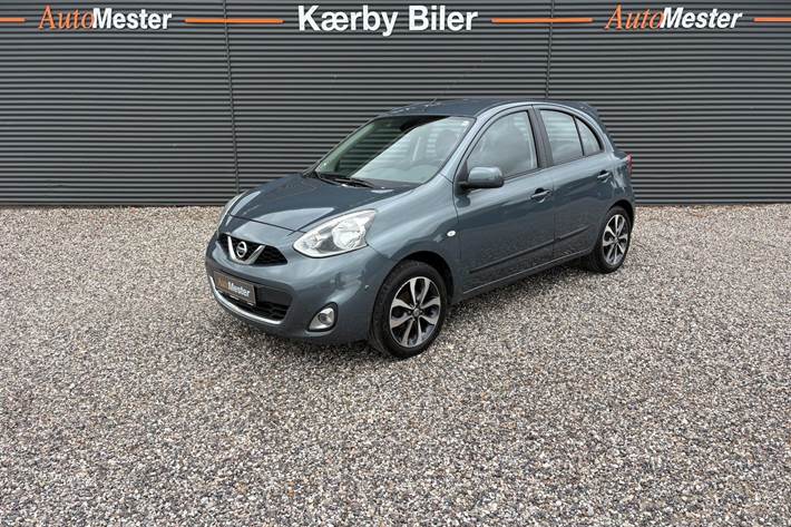 Grå Nissan Micra fra 2013 set udefra