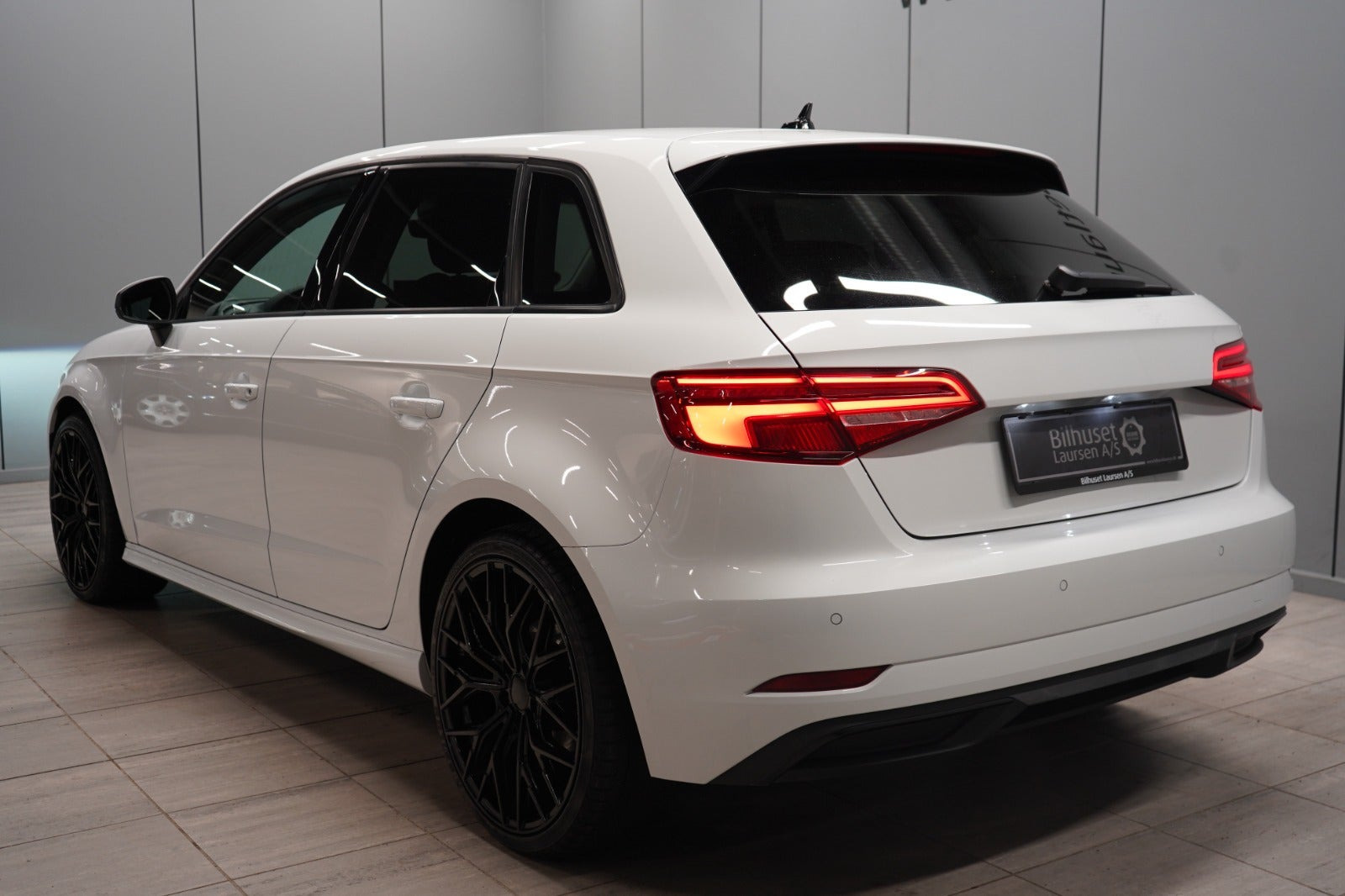 Hvid Audi A3 fra 2017
